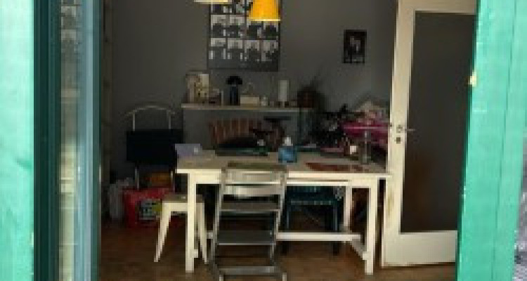 Appartement 4.5 pièces situé aux Eaux Vives image 2