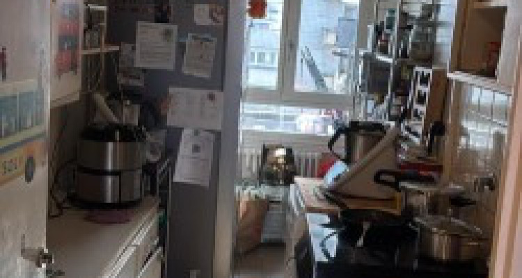 Appartement 4.5 pièces situé aux Eaux Vives image 3