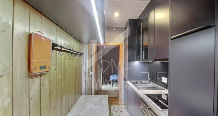 Appartement 2,5 P rénové, grande terrasse sud et véranda image 5