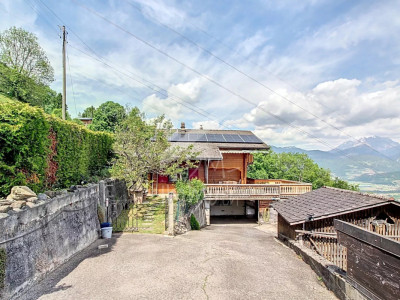 Chalet en madrier, vue exceptionnelle et imprenable image 12