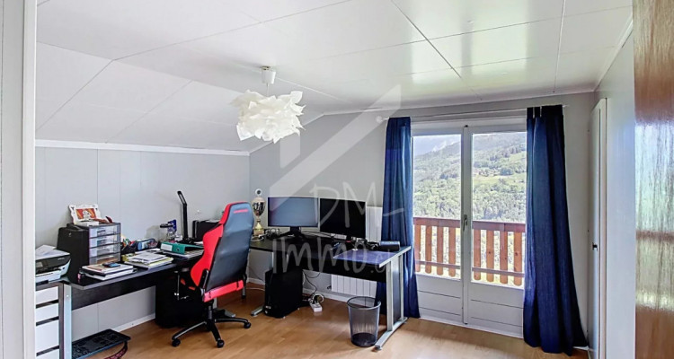 Chalet en madrier, vue exceptionnelle et imprenable image 7