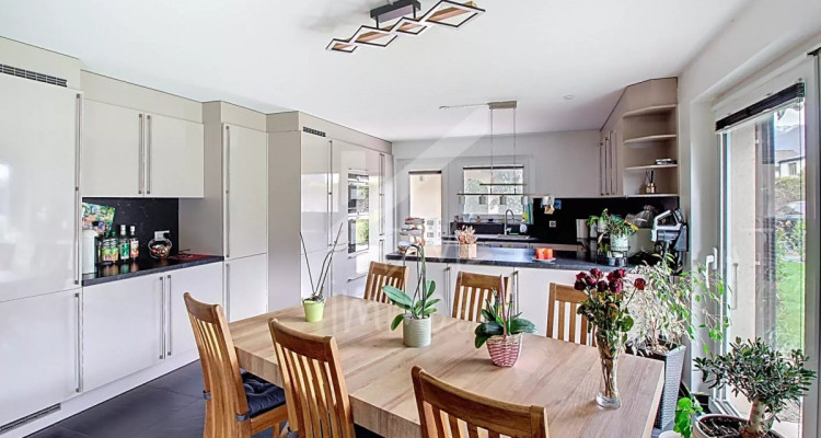 Magnifique villa familiale, très spacieuse et lumineuse image 3