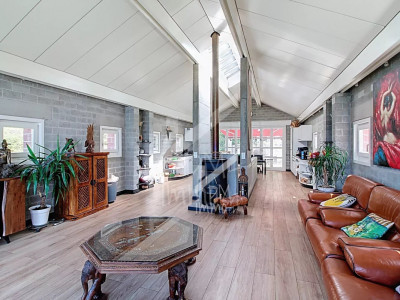 Villa darchitecte de 200 m2, superbe vue lac image 1