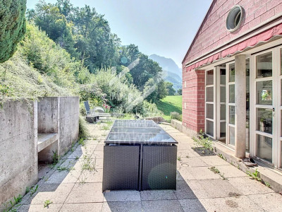 Villa darchitecte de 200 m2, superbe vue lac image 5