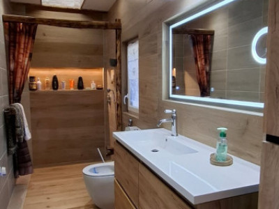 VILLA NEUVE AVEC VUE PANORAMIQUE SUR LES COLLINES ET LES PLANTATIONS DOLIVIERS image 4