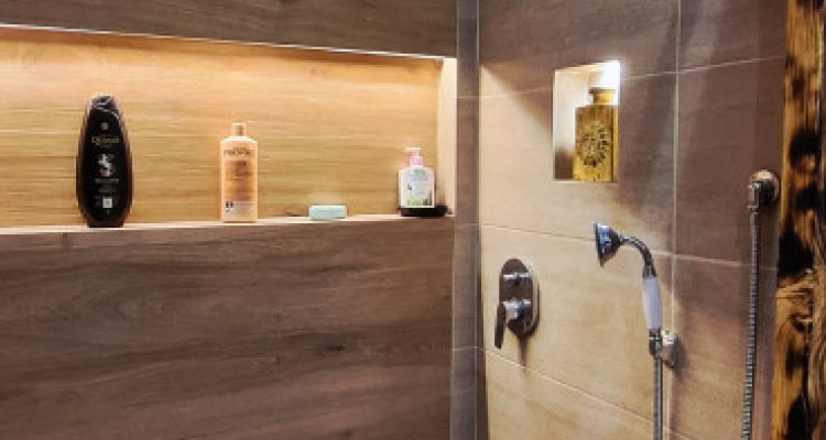 VILLA NEUVE AVEC VUE PANORAMIQUE SUR LES COLLINES ET LES PLANTATIONS DOLIVIERS image 5