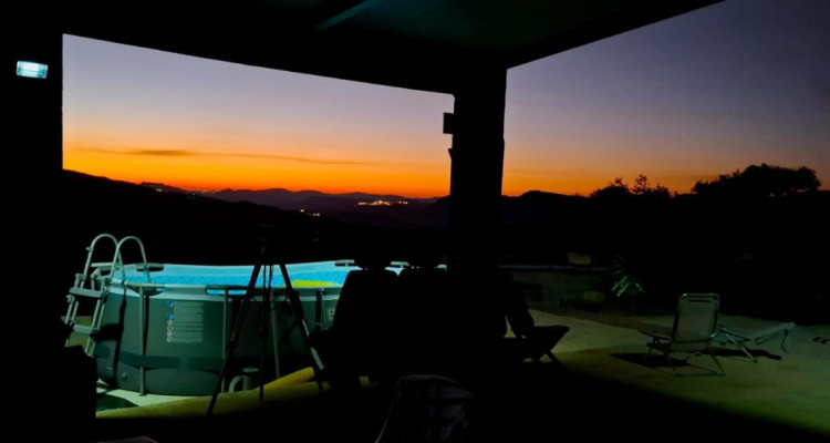 VILLA NEUVE AVEC VUE PANORAMIQUE SUR LES COLLINES ET LES PLANTATIONS DOLIVIERS image 8