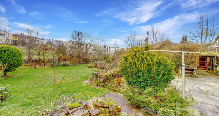 Freistehendes Einfamilienhaus mit grossem Garten an ruhiger Lage image 3