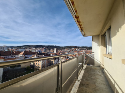 Appartement de 4 pièces au 9e étage image 1