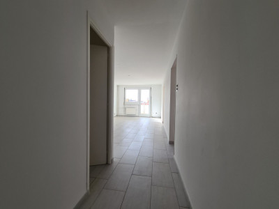Appartement de 4 pièces au 9e étage image 2