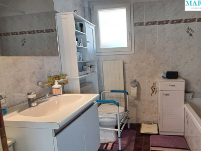 A VENDRE : Au cœur du beau village de Bramois, maison de 4.5 pièces en duplex. image 4