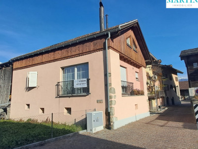 A VENDRE : Au cœur du beau village de Bramois, maison de 4.5 pièces en duplex. image 1