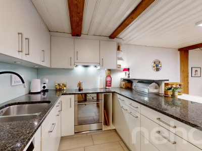 4.5-Zimmer-Wohnung mit Chalet Flair image 3