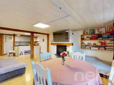 4.5-Zimmer-Wohnung mit Chalet Flair image 5