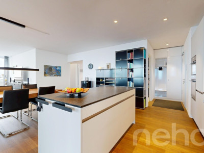 Moderne 4.5-Zimmerwohnung mit Loggia, Weitblick und Tiefgaragenplätzen image 5