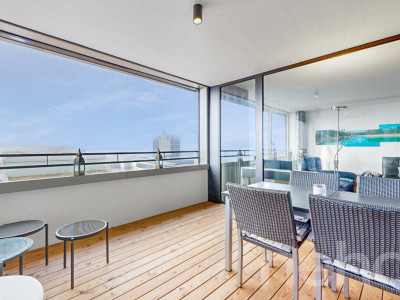 Moderne 4.5-Zimmerwohnung mit Loggia, Weitblick und Tiefgaragenplätzen image 11