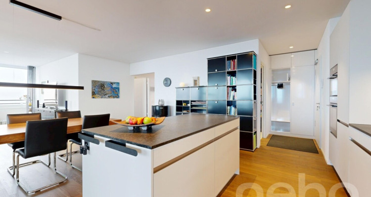 Moderne 4.5-Zimmerwohnung mit Loggia, Weitblick und Tiefgaragenplätzen image 5