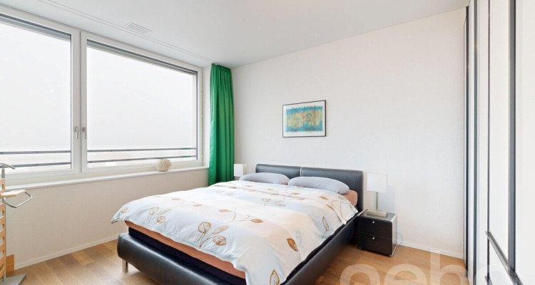 Moderne 4.5-Zimmerwohnung mit Loggia, Weitblick und Tiefgaragenplätzen image 8