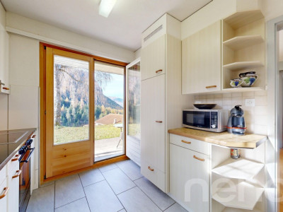 Doppelhaushälfte mit Aussicht und naturnaher Lage in Filisur GR image 5