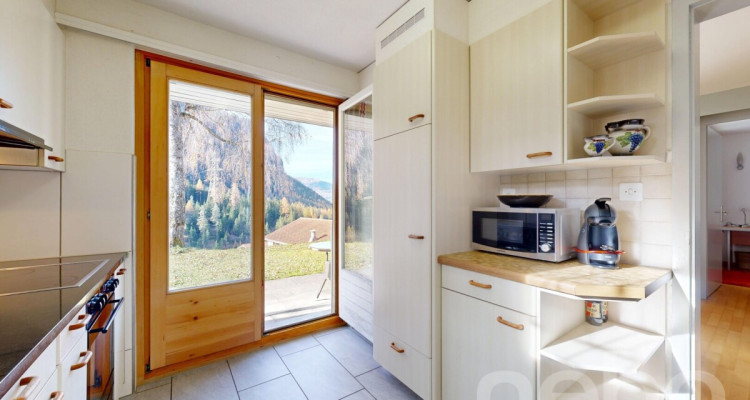 Doppelhaushälfte mit Aussicht und naturnaher Lage in Filisur GR image 5