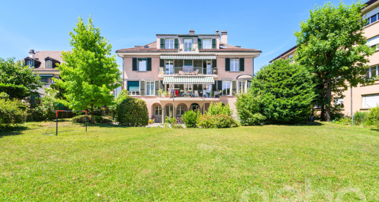 Élégant appartement de caractère avec jardin au centre de Lausanne image 7