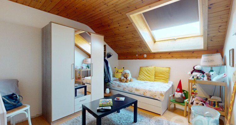 Bel appartement avec balcon et garage ! image 11