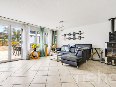 4.5-Zimmer-Reihenhaus mit grosszügiger Terrasse in Wollerau image 3