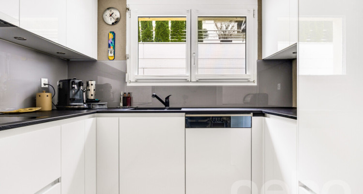 4.5-Zimmer-Reihenhaus mit grosszügiger Terrasse in Wollerau image 5