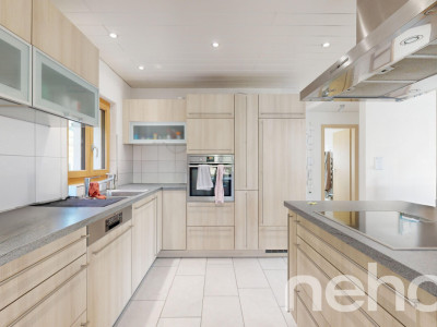 Maison 7.5 pièces, rénovée à neuf : CHF 500?000 de travaux effectués ! image 3