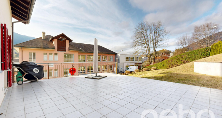 Maison 7.5 pièces, rénovée à neuf : CHF 500?000 de travaux effectués ! image 7