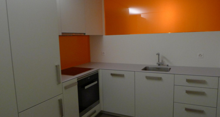 Bureau au centre-ville de Neuchâtel image 10