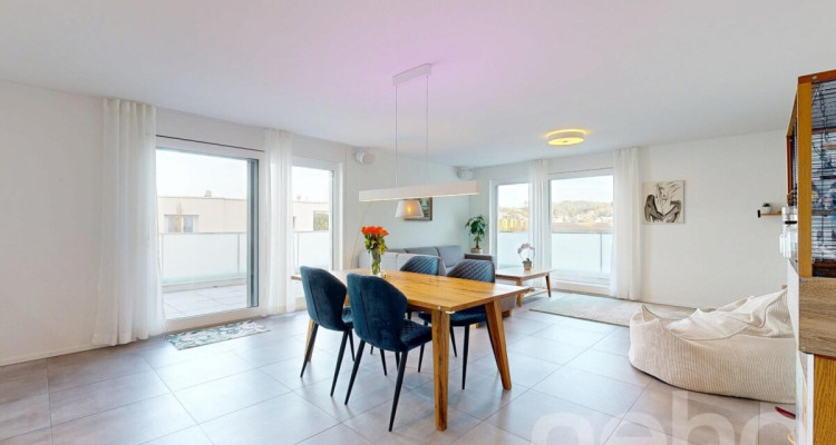 Lichtdurchflutete 4.5-Zimmer-Wohnung in Langnau am Albis image 4