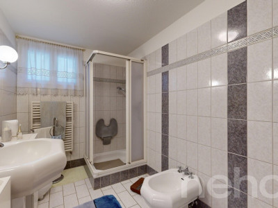 Grosszügiges 8-Zi. Mehrgenerationenhaus mit 2 separaten Wohneinheiten image 11