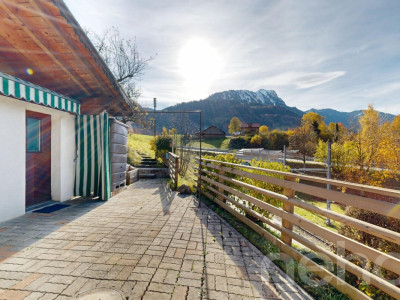 Chalet 2.5 pièces avec jardin ? Opportunité rare image 9