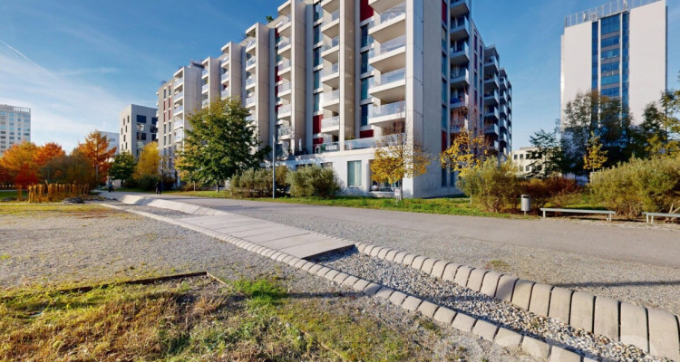 Hochwertige 4.5-Zimmer-Wohnung image 9