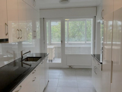 SPACIEUX APPARTEMENT TRAVERSANT DANS RÉSIDENCE DE LUXE  image 6