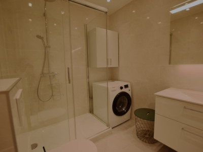 SPACIEUX APPARTEMENT TRAVERSANT DANS RÉSIDENCE DE LUXE  image 9