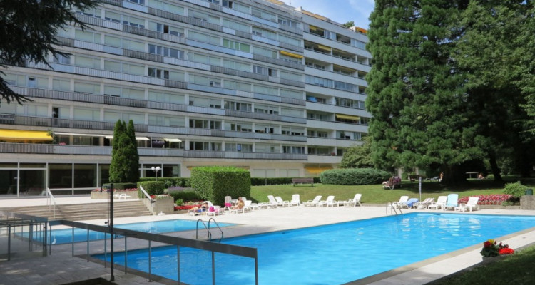 SPACIEUX APPARTEMENT TRAVERSANT DANS RÉSIDENCE DE LUXE  image 2