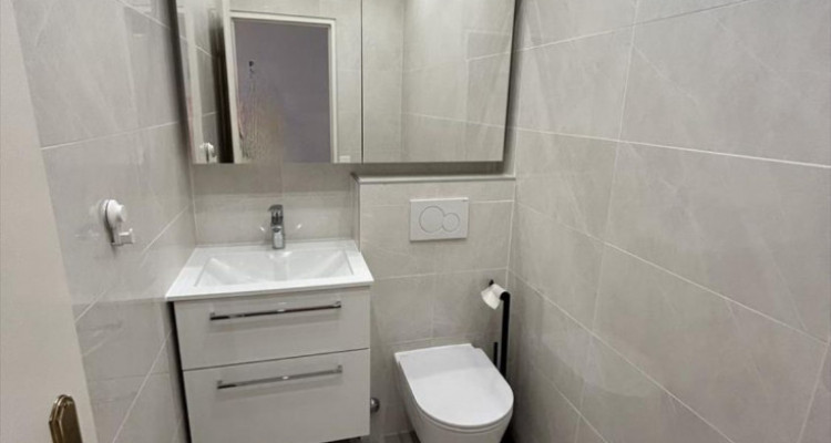 SPACIEUX APPARTEMENT TRAVERSANT DANS RÉSIDENCE DE LUXE  image 10