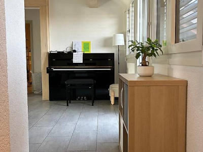 Charmant appartement de 3,5 pièces avec vue panoramique 2 230.- par mois image 4