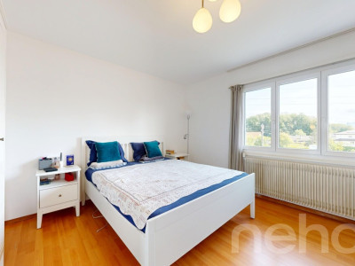 Maison composée de 2 lots avec un grand jardin, idéalement située. image 8