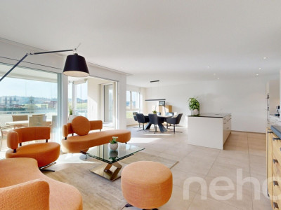 Moderne 4.5-Zimmerwohnung mit grossem Balkon und hochwertiger Küche image 1