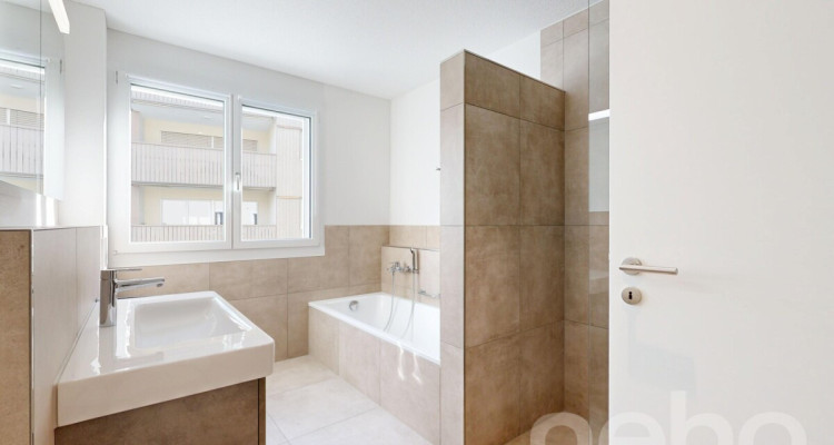 Moderne 4.5-Zimmerwohnung mit grossem Balkon und hochwertiger Küche image 8