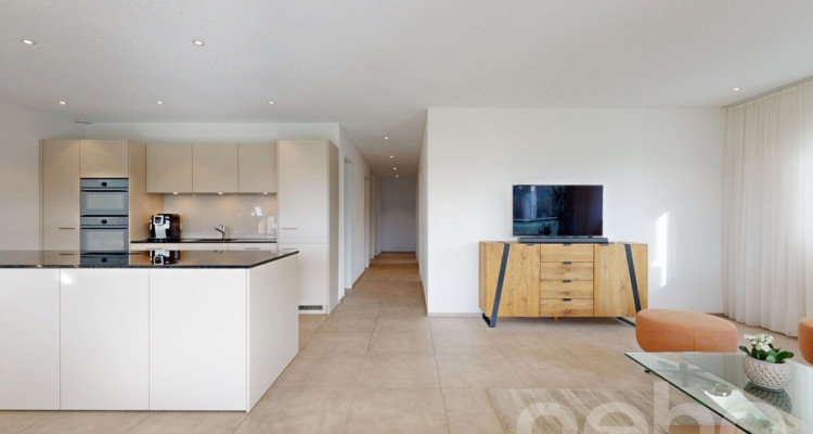 Moderne 4.5-Zimmerwohnung mit grossem Balkon und hochwertiger Küche image 12