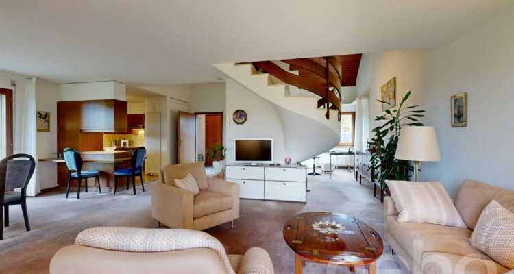 Einfamilienhaus mit grossem Garten am Ende einer Sackgasse image 5