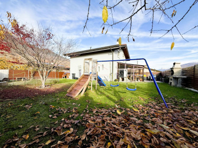 Villa individuelle 6 pièces de 146 m2 habitables + sous-sol avec garage - Idéale pour famille image 1