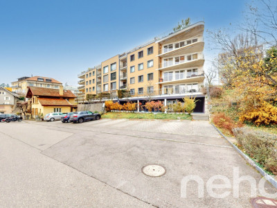 Charmant attique proche du centre-ville image 1