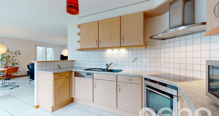 Charmant attique proche du centre-ville image 7