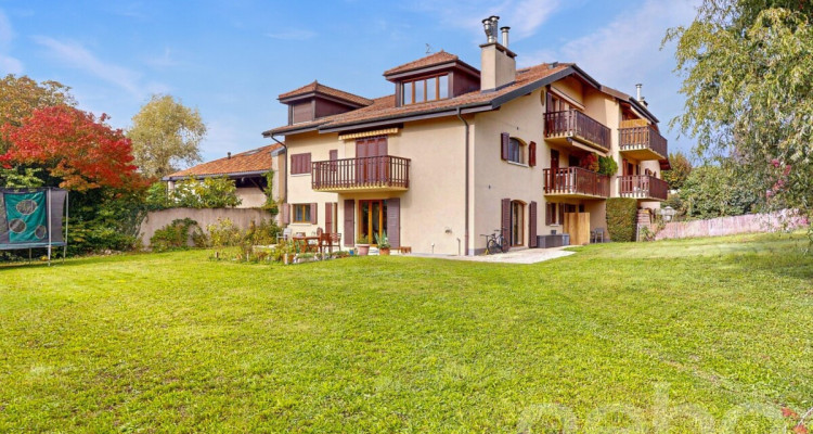 Duplex lumineux avec grand jardin privatif image 1