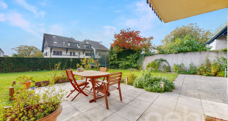 Duplex lumineux avec grand jardin privatif image 2